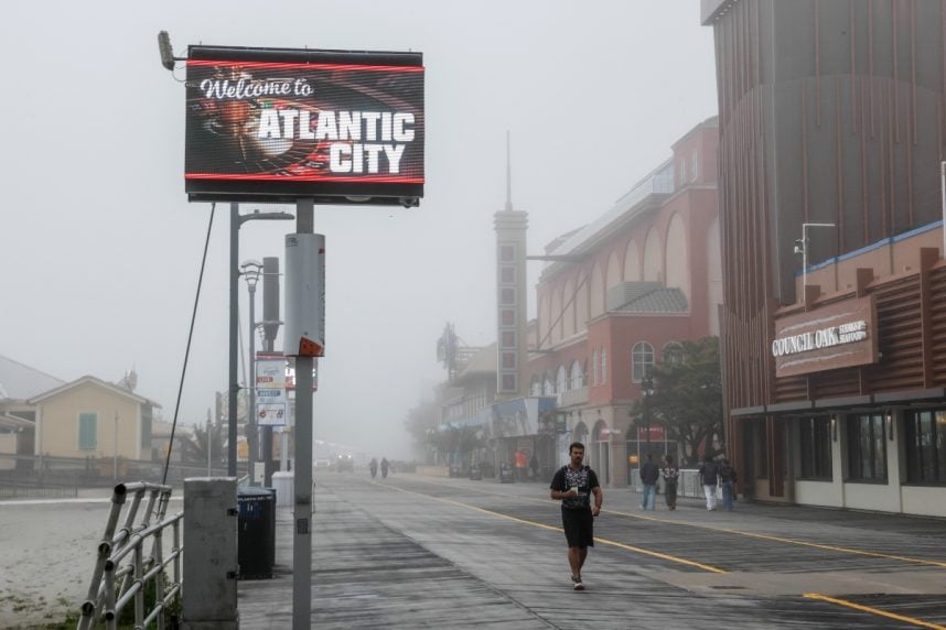 RAINY WEATHER Sparks RECORD Online Casino BOOM! $500 MILLION SHOCKER!